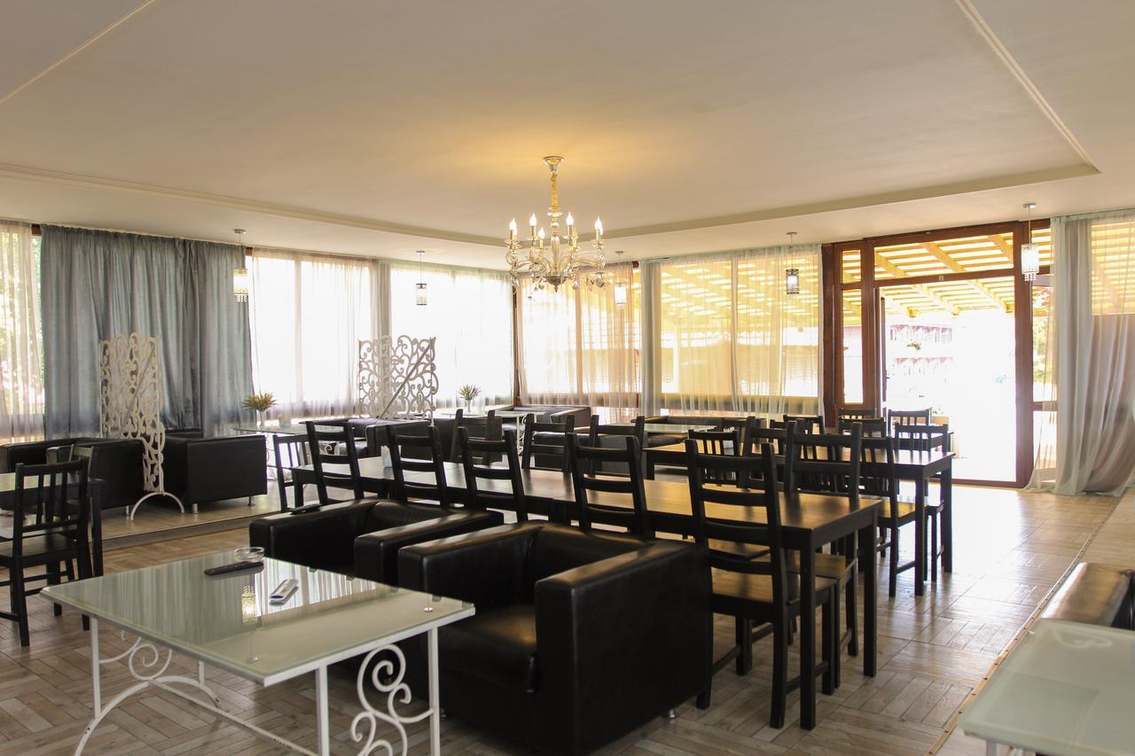 New Athos Grand Hotel Leon מראה חיצוני תמונה